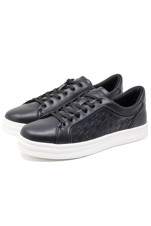 Furor Low Top Sneakers