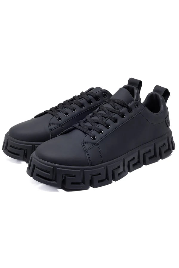 Nifty Low Top Sneakers